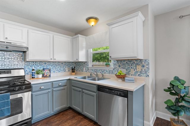 17301 Valentine DR, Round Rock, TX 78664