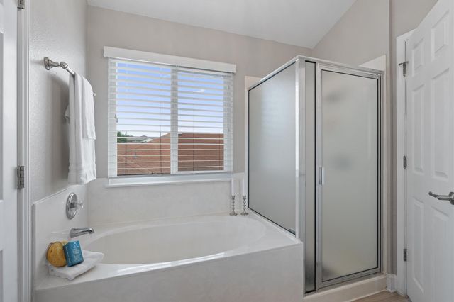 17301 Valentine DR, Round Rock, TX 78664