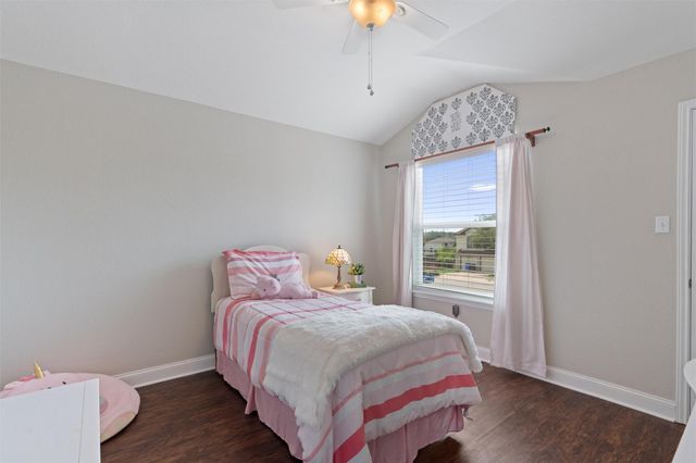 17301 Valentine DR, Round Rock, TX 78664