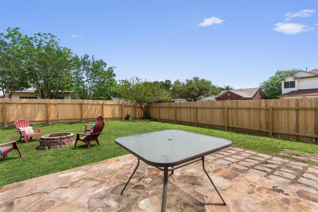 17301 Valentine DR, Round Rock, TX 78664