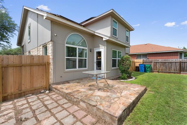 17301 Valentine DR, Round Rock, TX 78664