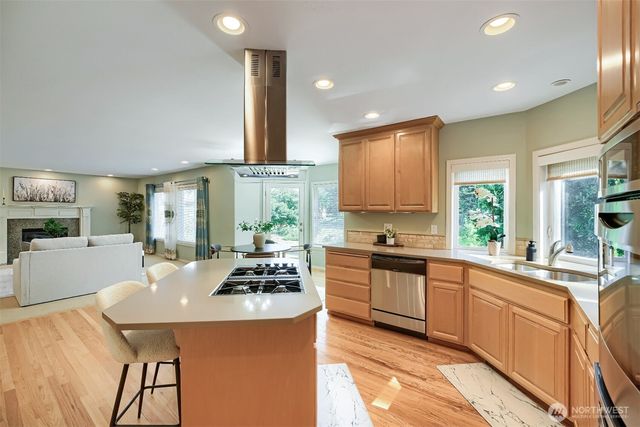 12612 SE 261st Street, Kent, WA 98030