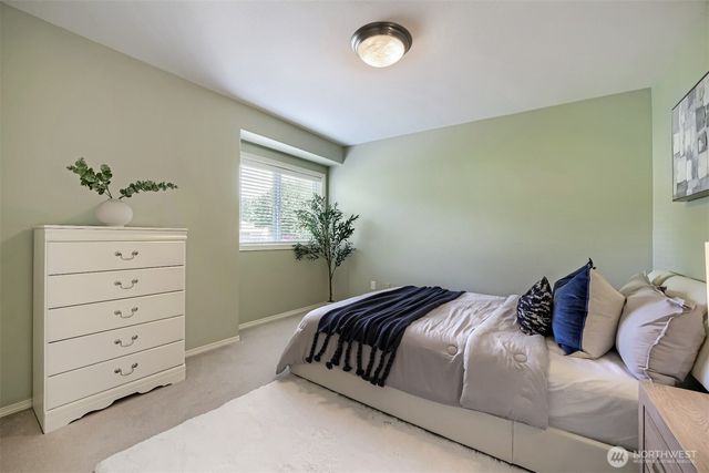 12612 SE 261st Street, Kent, WA 98030