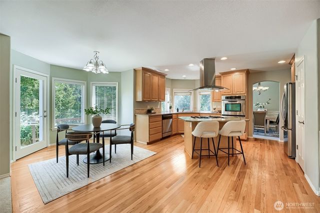 12612 SE 261st Street, Kent, WA 98030