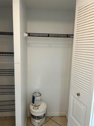 9301 SW 92nd Ave 308C, Miami, FL 33176