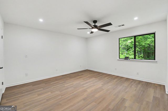 1030 Chapman Lane, Stone Mountain, GA 30088
