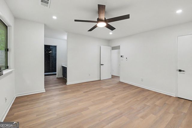1030 Chapman Lane, Stone Mountain, GA 30088
