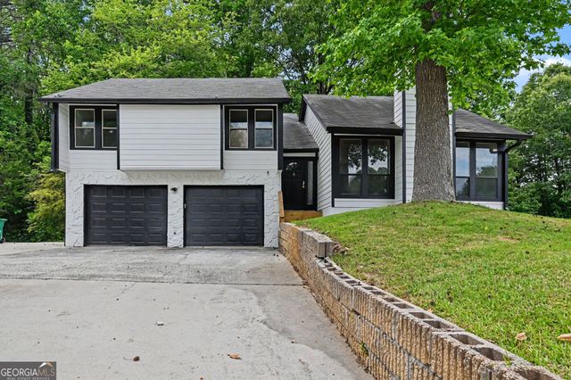 1030 Chapman Lane, Stone Mountain, GA 30088