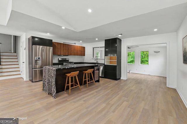 1030 Chapman Lane, Stone Mountain, GA 30088