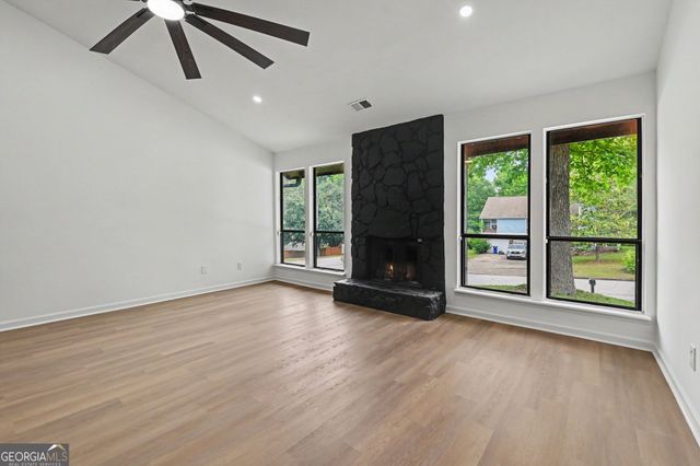 1030 Chapman Lane, Stone Mountain, GA 30088