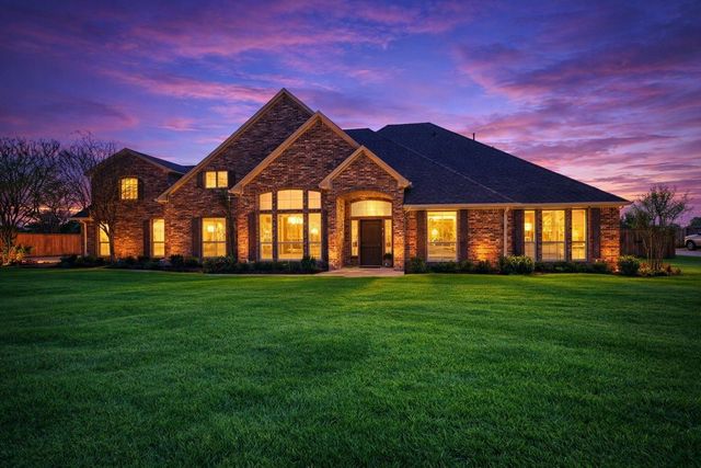 18066 Langford Lane, Talty, TX 75126
