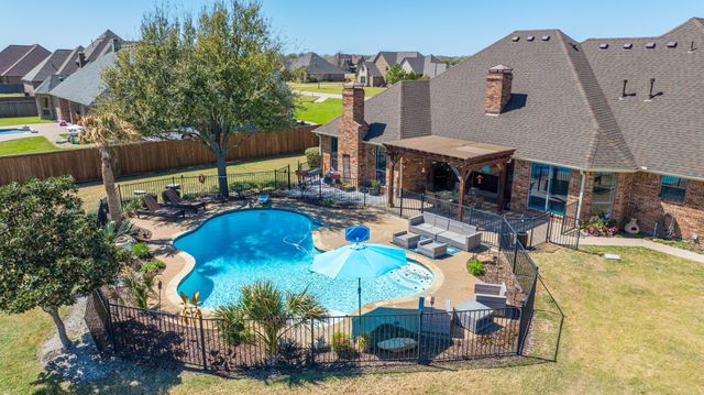 18066 Langford Lane, Talty, TX 75126