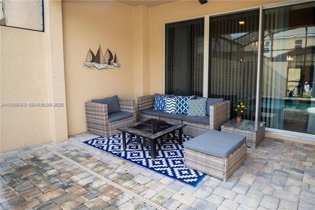 2183 Cooper Bell Pl, Kissimmee, FL 34747