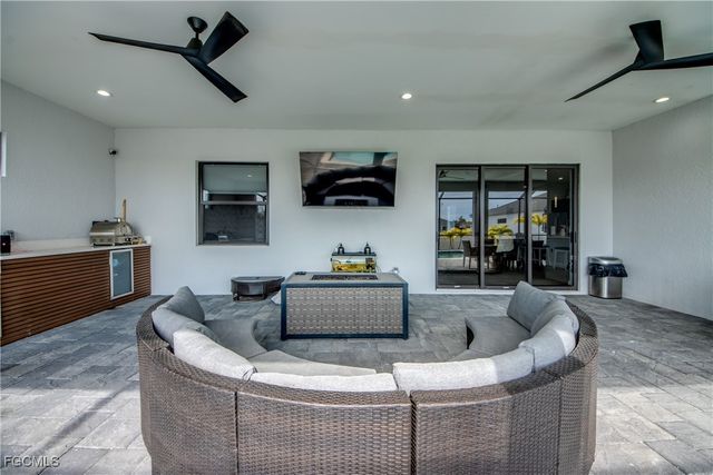 4204 NW 26th ST, Cape Coral, FL 33993