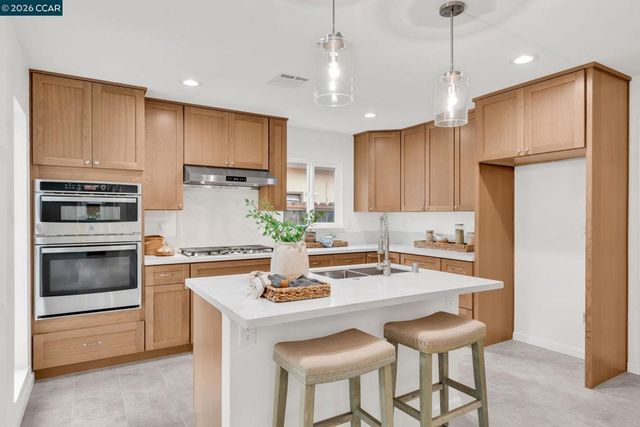 1866 Elkwood Dr, Concord, CA 94519