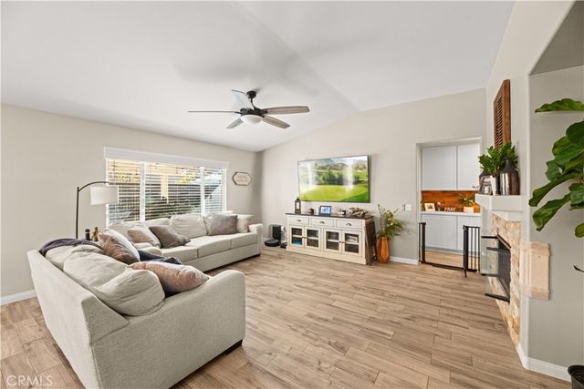 32816 Autumn Wood Cir, Lake Elsinore, CA 92530