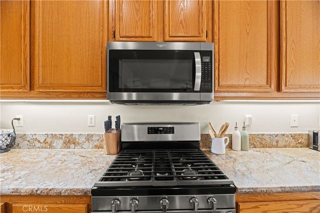 32816 Autumn Wood Cir, Lake Elsinore, CA 92530