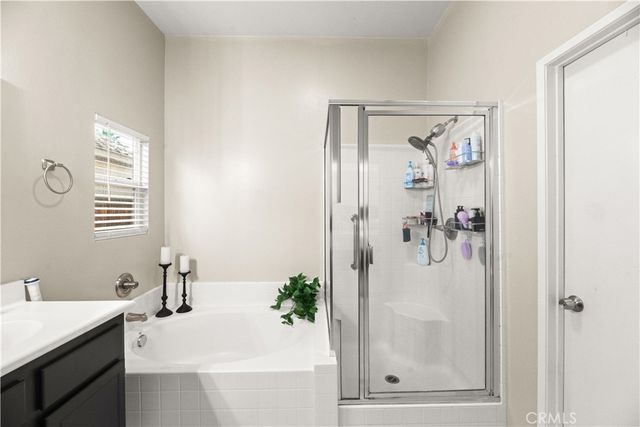 32816 Autumn Wood Cir, Lake Elsinore, CA 92530