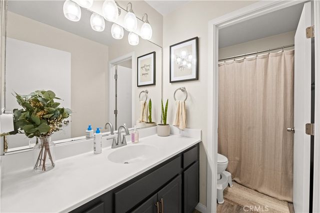 32816 Autumn Wood Cir, Lake Elsinore, CA 92530