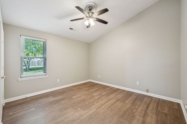 4772 Greystone St, Antioch, TN 37013