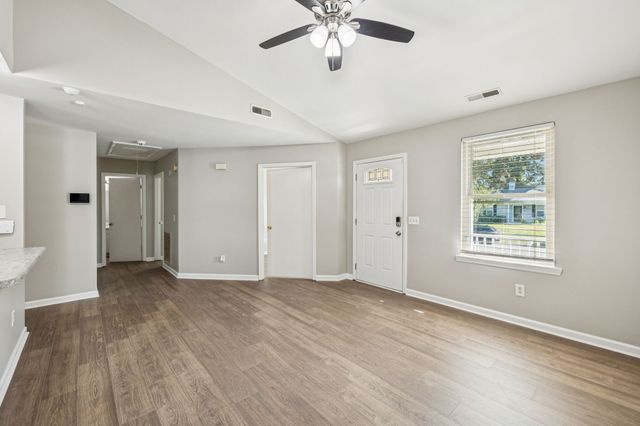 4772 Greystone St, Antioch, TN 37013