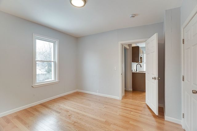 24 Dunlap St 1, Salem, MA 01970