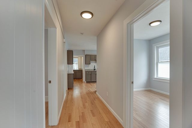 24 Dunlap St 1, Salem, MA 01970
