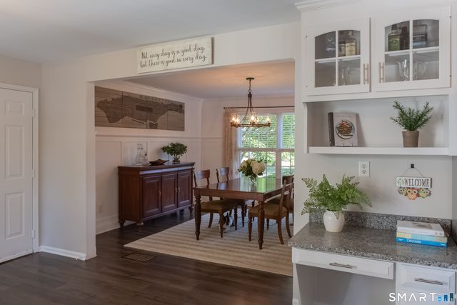 30 Crested Ridge Court, Stratford, CT 06614