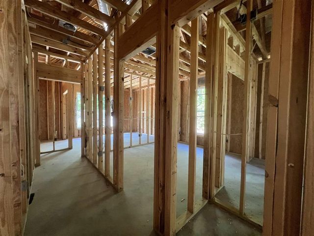 1362 W Eagle's Nest Drive, Lake Charles, LA 70611