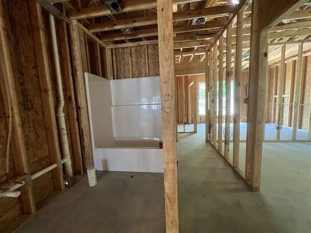 1362 W Eagle's Nest Drive, Lake Charles, LA 70611