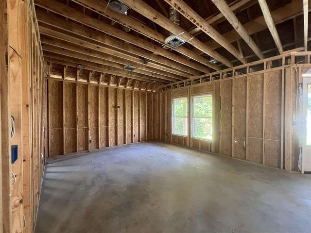 1362 W Eagle's Nest Drive, Lake Charles, LA 70611