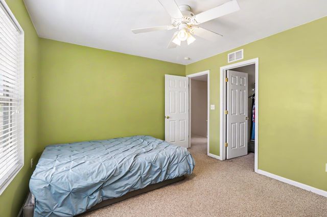 1810 Golden Oak Court, Crown Point, IN 46307