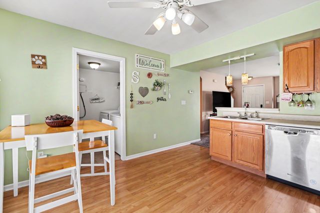 1810 Golden Oak Court, Crown Point, IN 46307