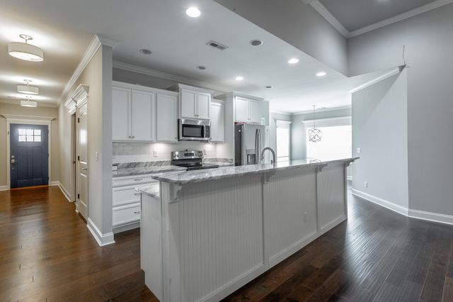 8665 Skybrook Drive, Ooltewah, TN 37363