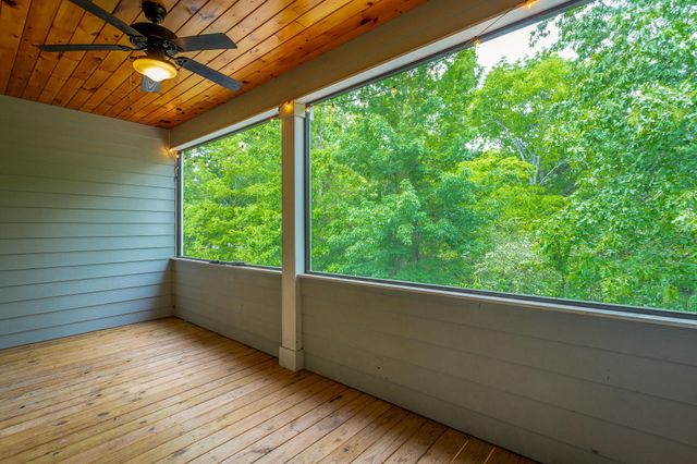 8665 Skybrook Drive, Ooltewah, TN 37363