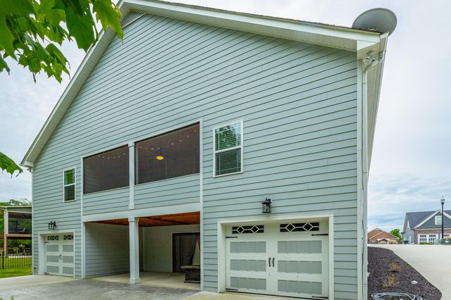 8665 Skybrook Drive, Ooltewah, TN 37363