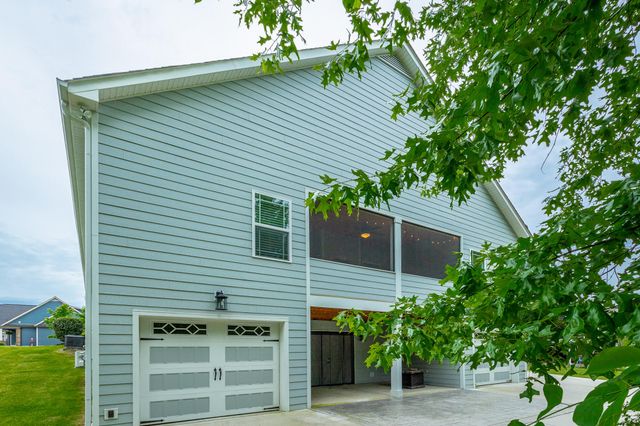 8665 Skybrook Drive, Ooltewah, TN 37363