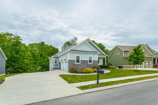 8665 Skybrook Drive, Ooltewah, TN 37363