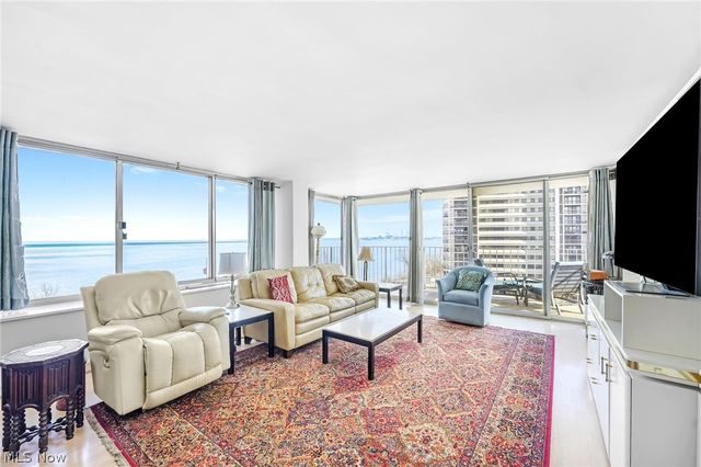 12700 Lake Avenue 1107, Lakewood, OH 44107