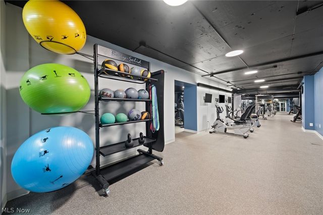 12700 Lake Avenue 1107, Lakewood, OH 44107