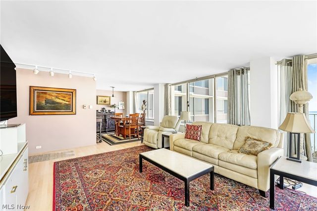 12700 Lake Avenue 1107, Lakewood, OH 44107