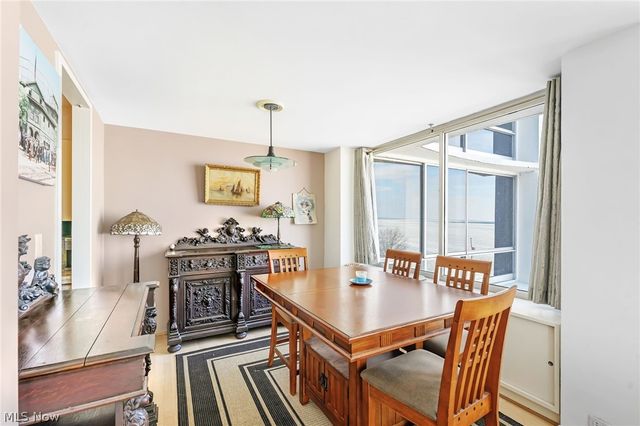 12700 Lake Avenue 1107, Lakewood, OH 44107