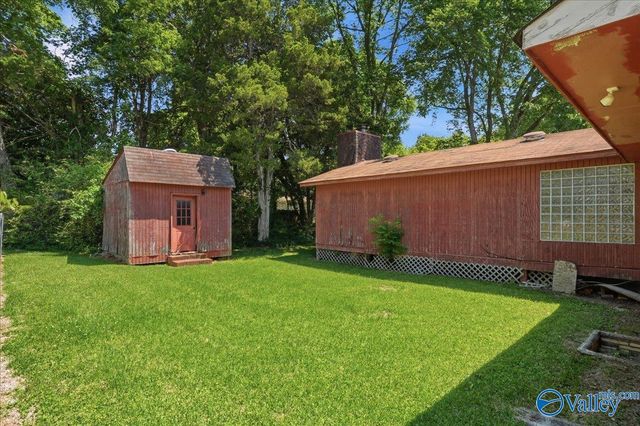 3016 Teton Circle NW, Huntsville, AL 35810
