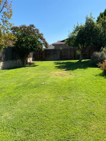 251 Clark St, Turlock, CA 95380