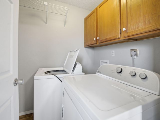 307 E Deanna Lane, Nixa, MO 65714