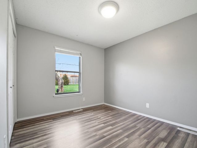 307 E Deanna Lane, Nixa, MO 65714