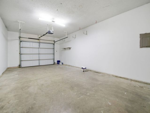 307 E Deanna Lane, Nixa, MO 65714