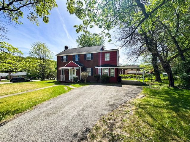 2710 Henderson Rd, White Oak, PA 15131