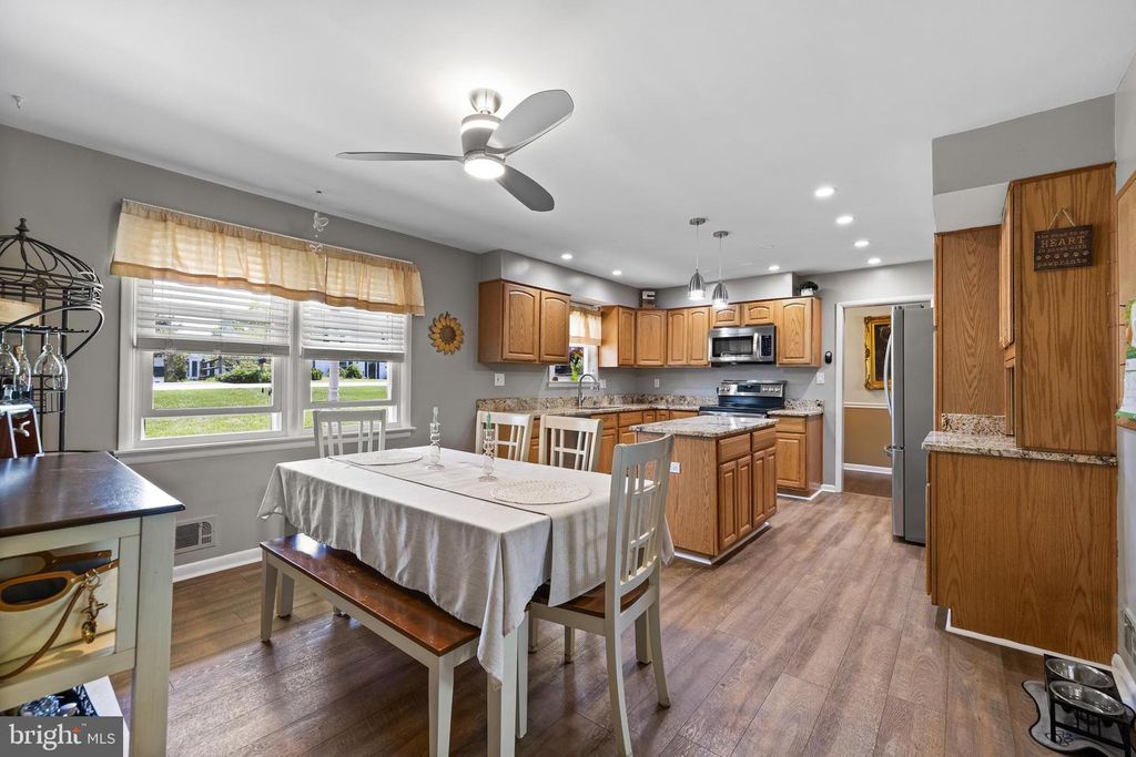 Image 12 of property listing at 8928 SATYR HILL, Parkville, MD 21234