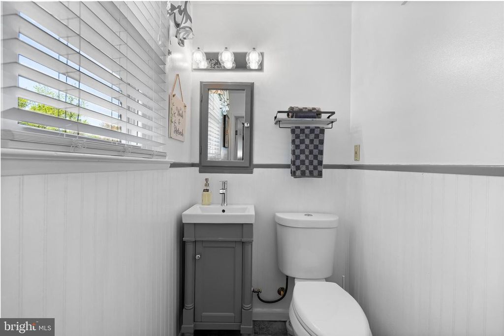 Image 26 of property listing at 8928 SATYR HILL, Parkville, MD 21234